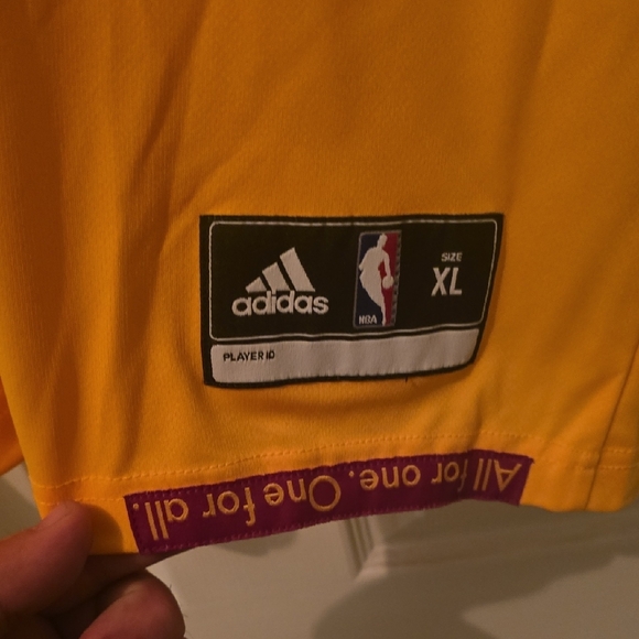 Adidas Lebron James Jersery - Picture 5 of 8